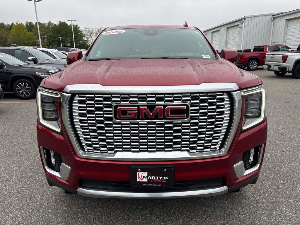 Used 2023 GMC Yukon XL Denali AWD/4WD image 9