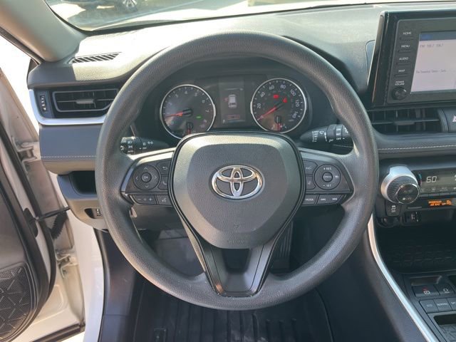 Used 2019 Toyota RAV4 XLE FWD image 15