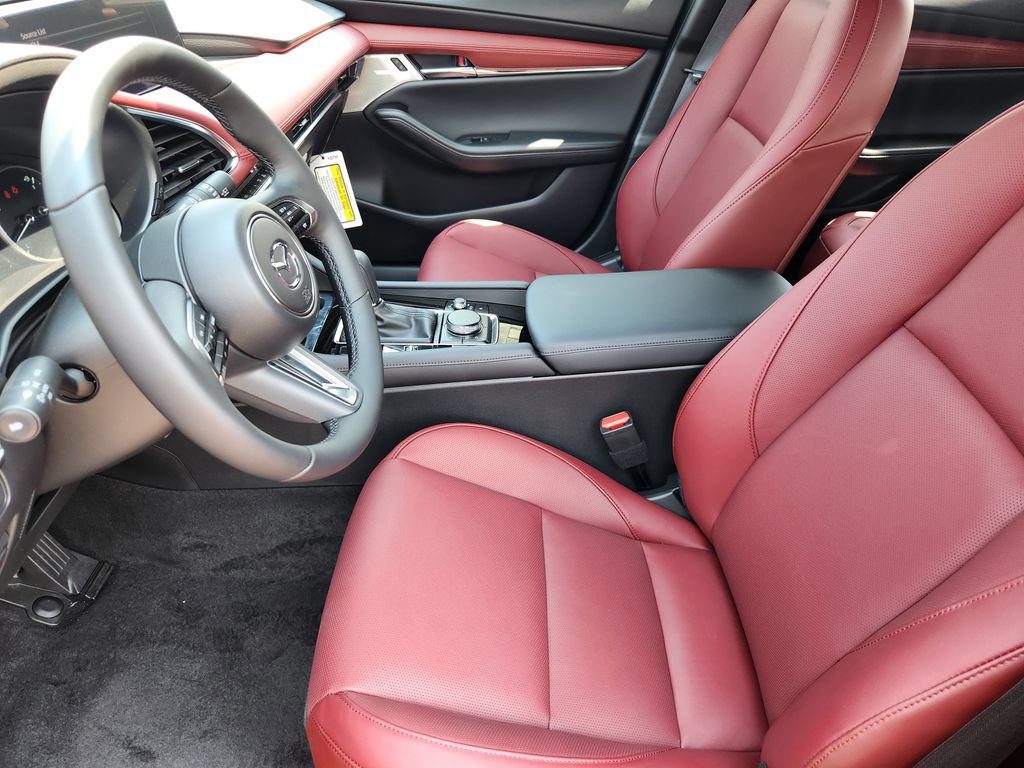 New 2026 MAZDA MAZDA3 Hatchback w/ Appearance Package AWD/4WD image 4