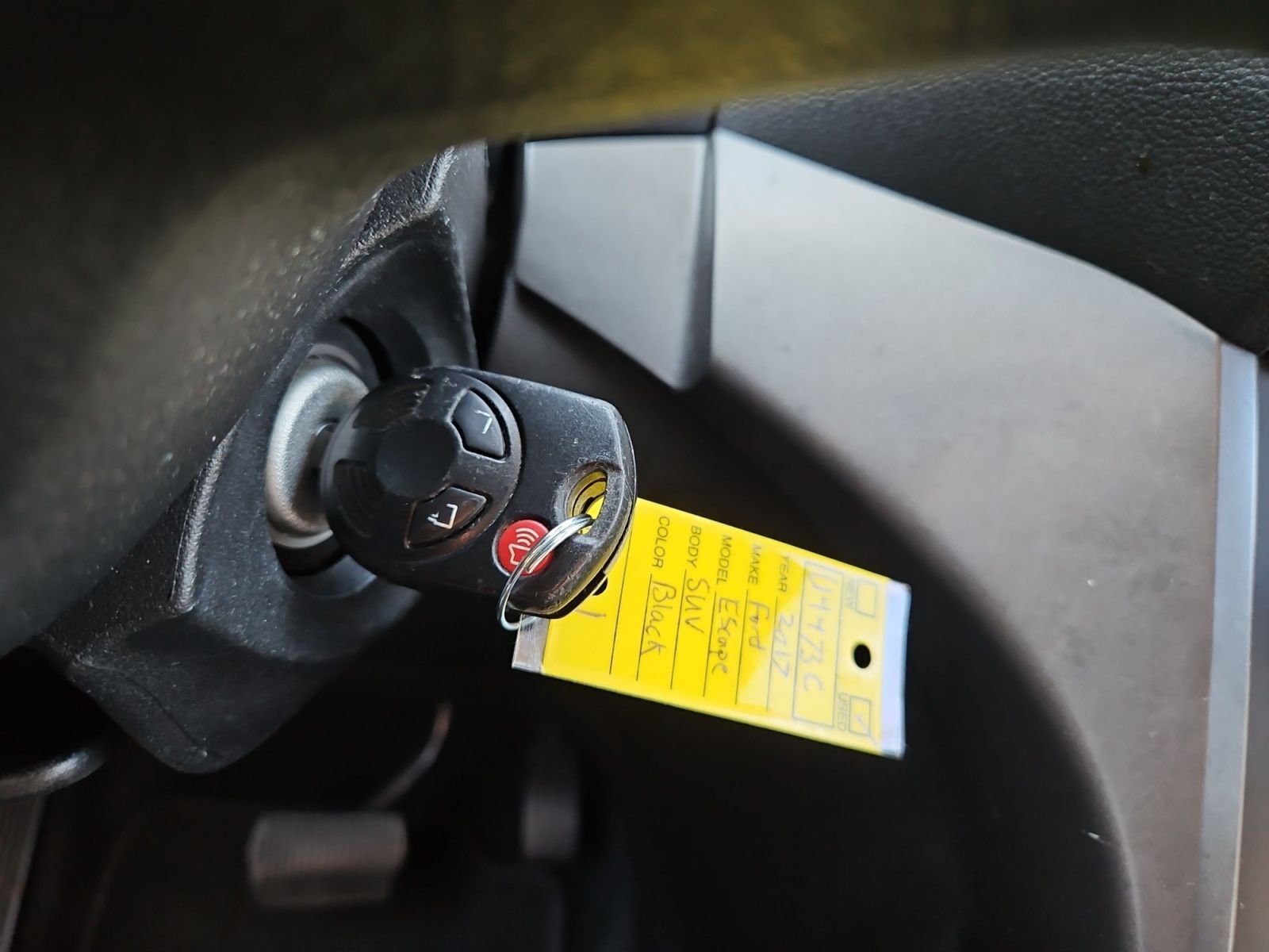 Used 2017 Ford Escape SE AWD/4WD image 30