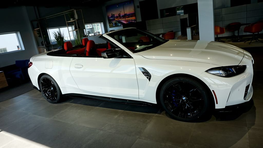 New 2027 BMW M4 xDrive Competition w/ Executive Package AWD/4WD image 4