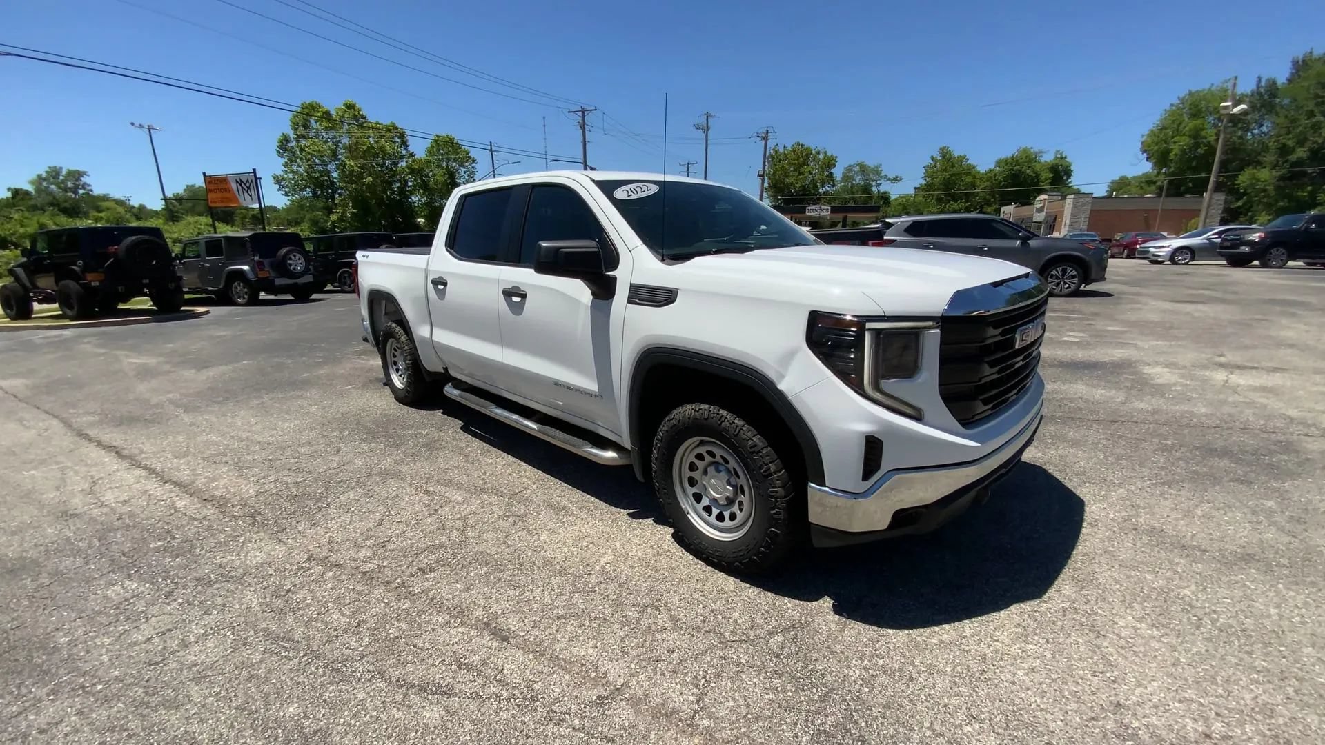 Used 2022 GMC Sierra 1500 Pro w/ Pro Value Package AWD/4WD image 2