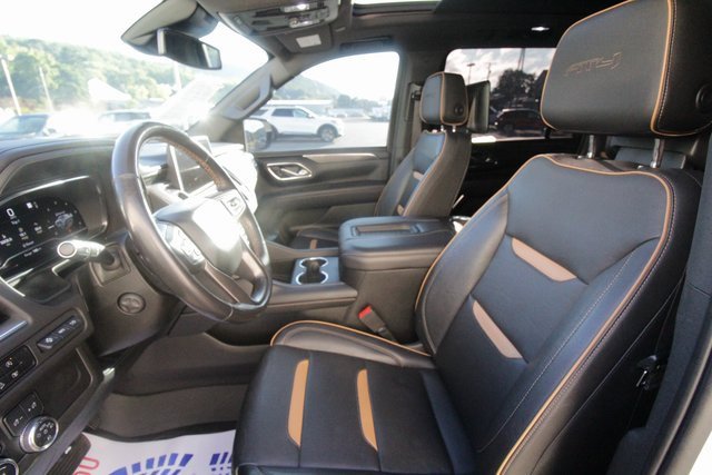 Used 2023 GMC Yukon XL AT4 w/ Technology Package image 22