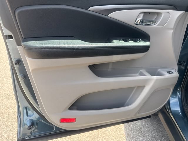 Used 2019 Honda Pilot LX image 9