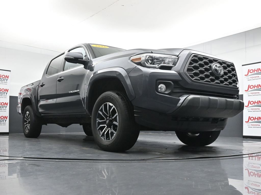 Used 2022 Toyota Tacoma TRD Sport AWD/4WD image 34
