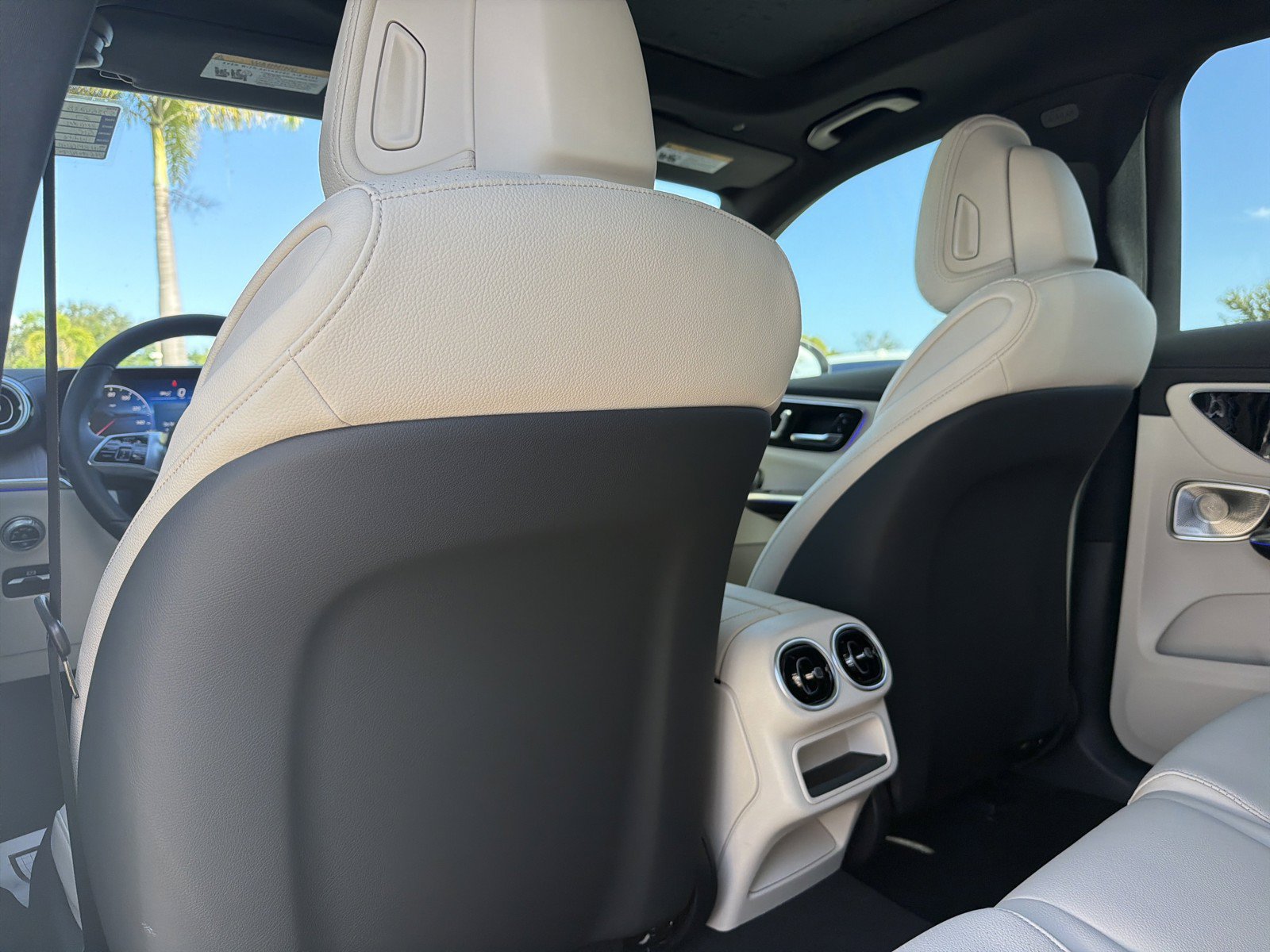 Used 2027 Mercedes-Benz GLC 300 image 19