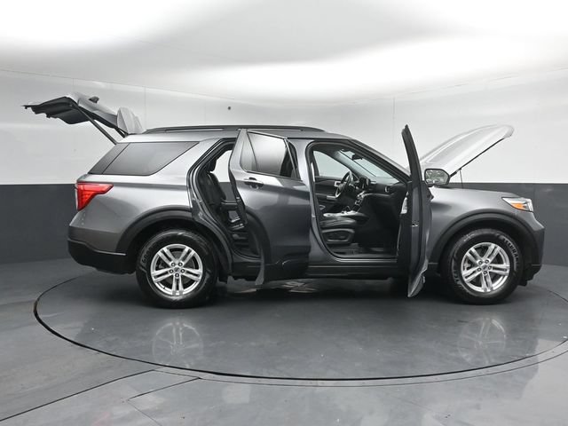 Certified 2021 Ford Explorer XLT w/ Equipment Group 202A AWD/4WD image 59