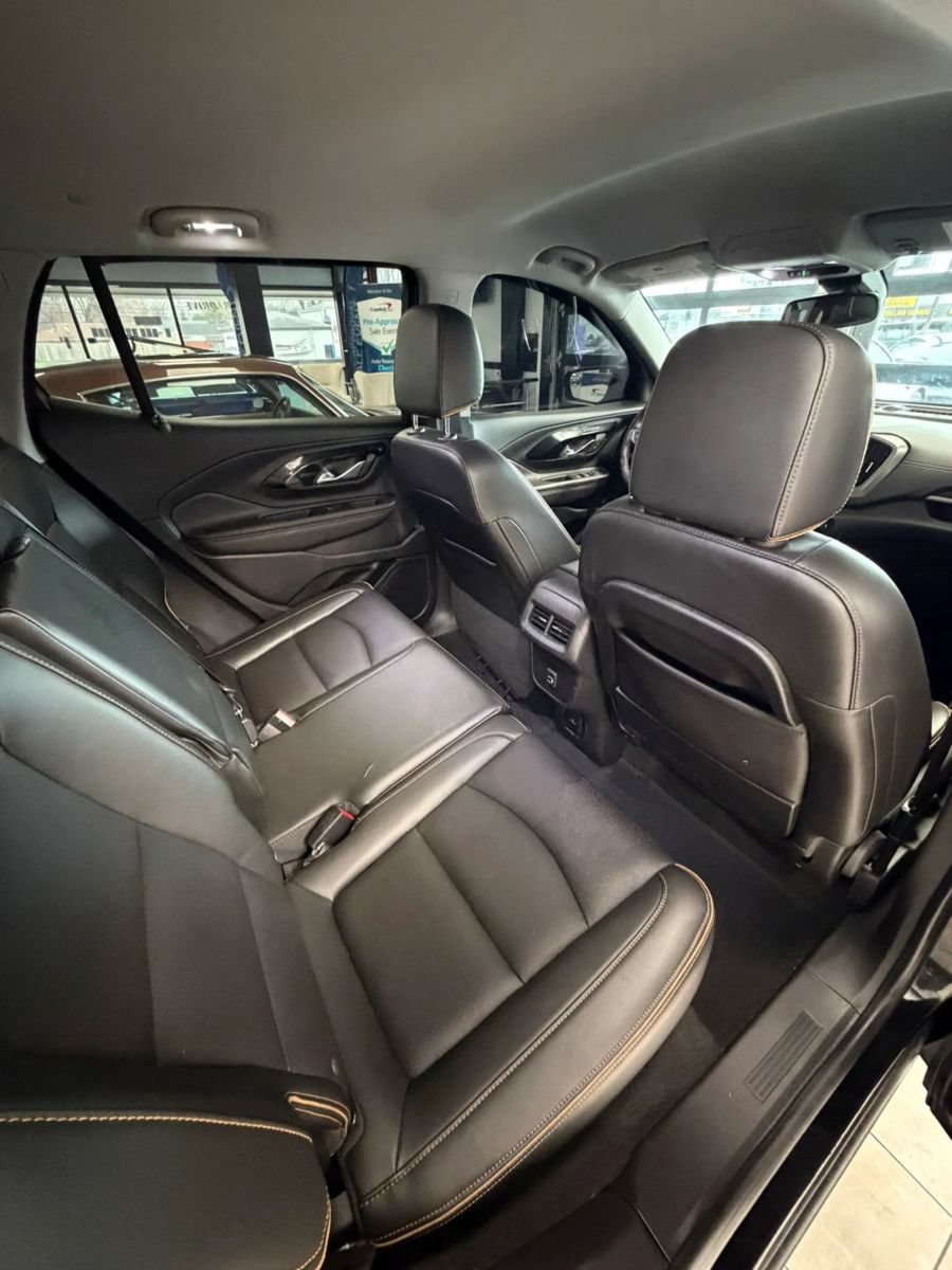 Used 2022 GMC Terrain AT4 AWD/4WD image 16