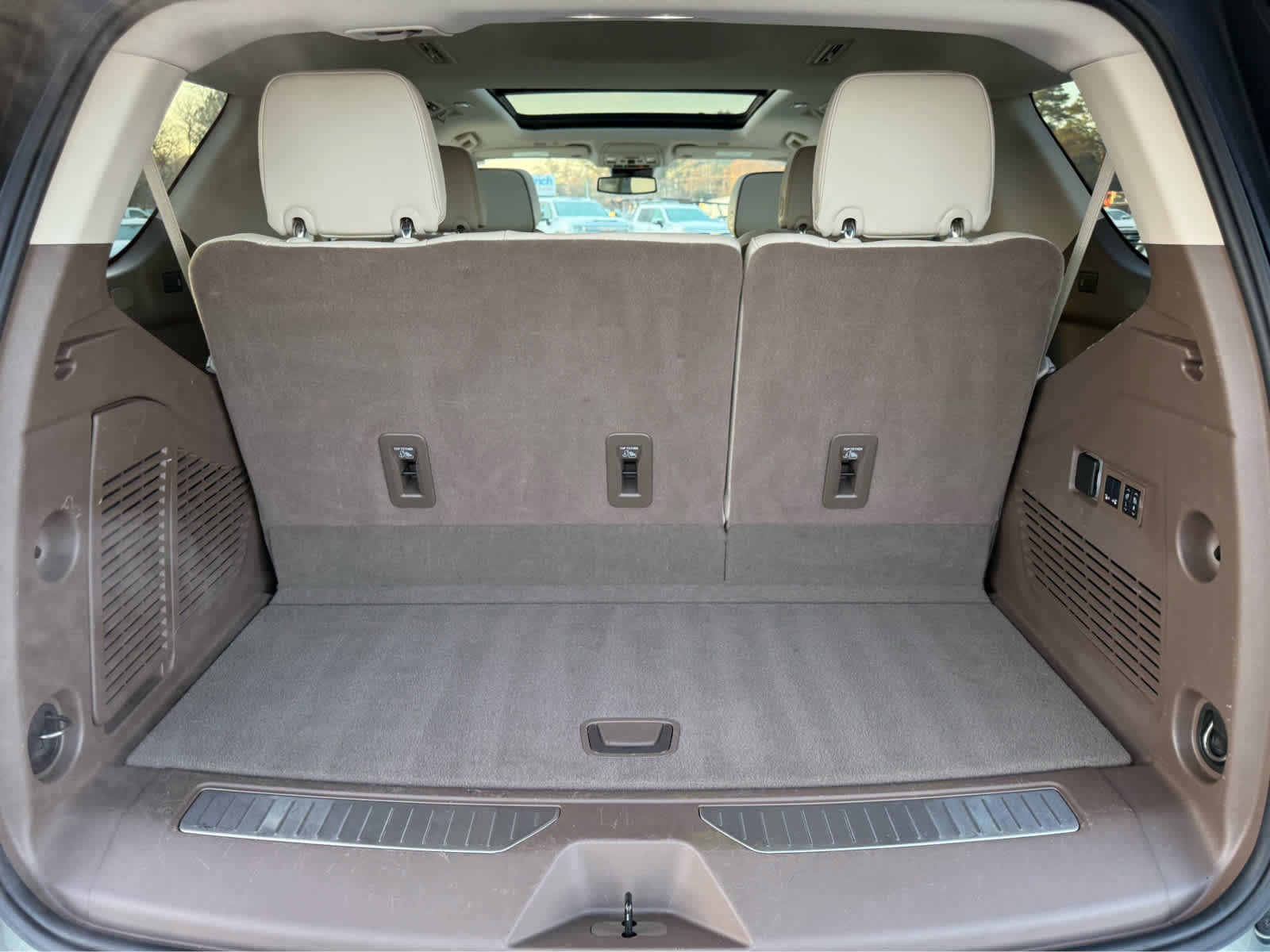 Used 2024 GMC Yukon Denali image 19