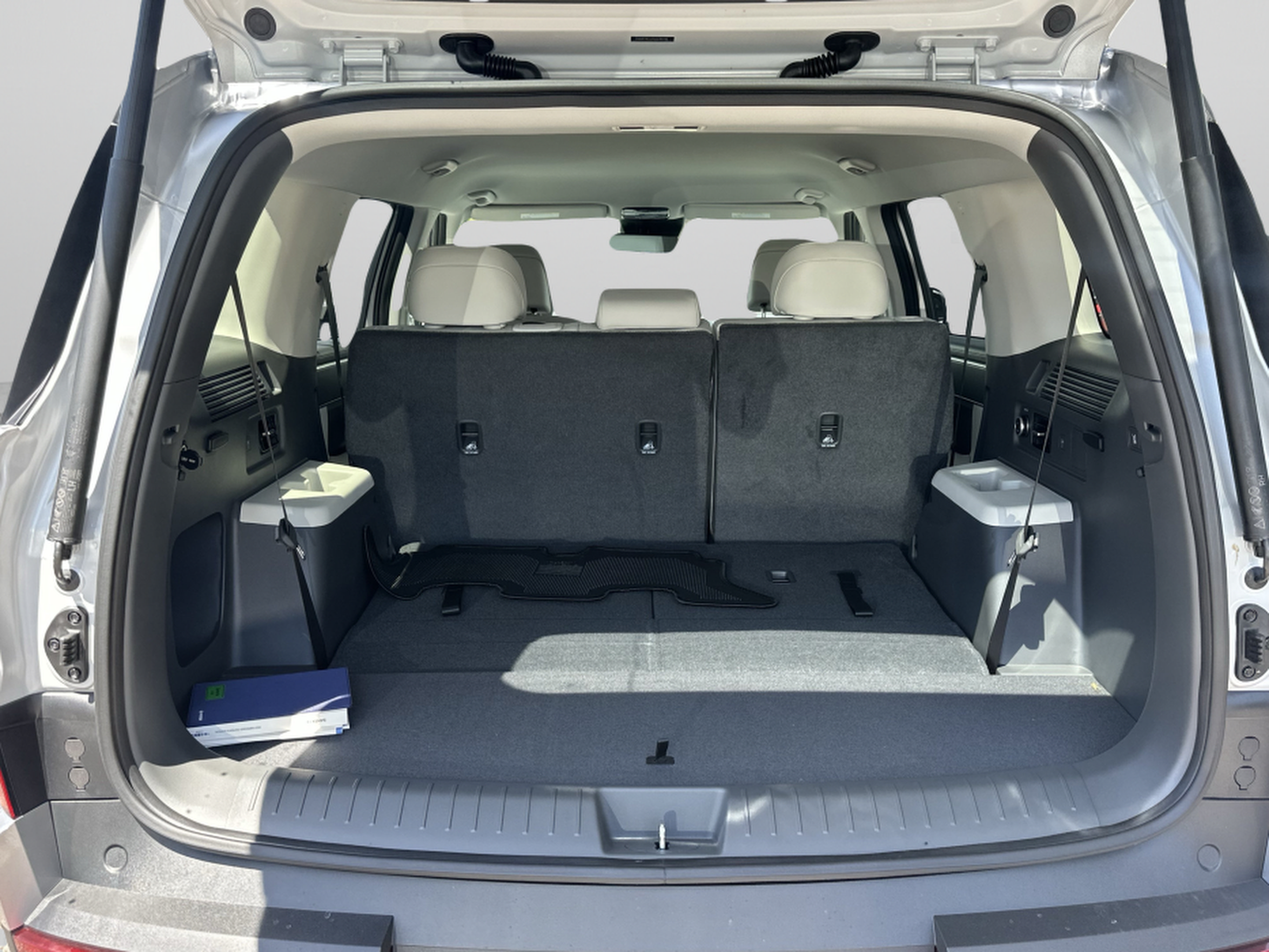 New 2027 Hyundai Santa Fe SEL FWD image 6