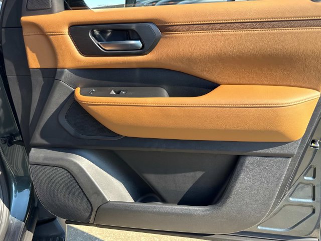New 2026 Nissan Armada SL RWD image 15