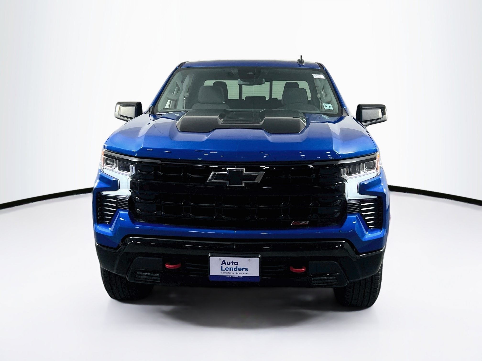 Used 2022 Chevrolet Silverado 1500 LT Trail Boss w/ Convenience Package II AWD/4WD image 2