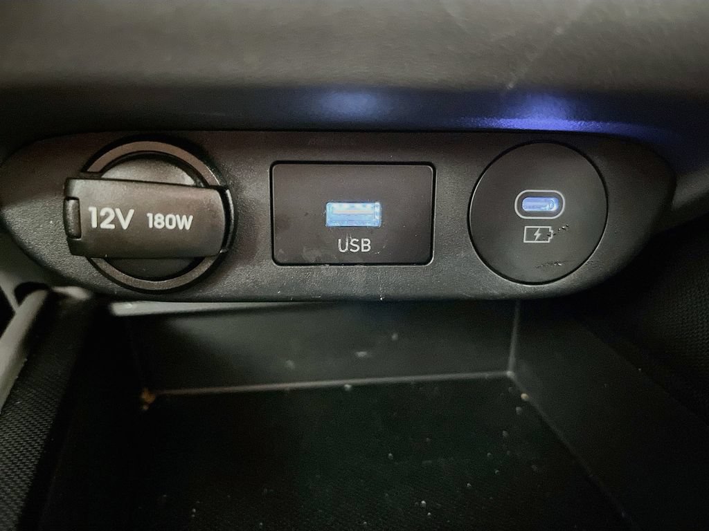 Used 2024 Hyundai Elantra SEL FWD image 20