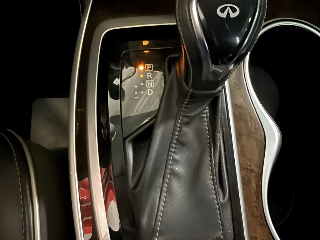 Used 2019 INFINITI QX60 Luxe w/ Sensory Package image 14