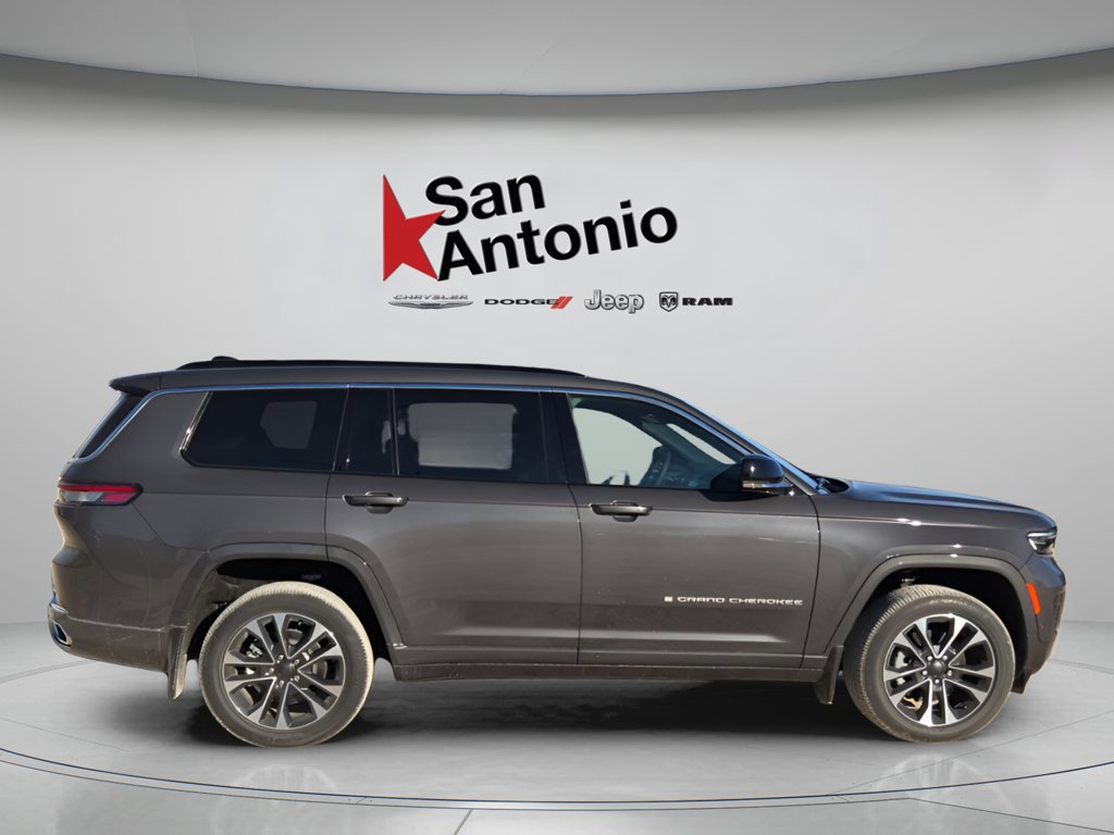 New 2025 Jeep Grand Cherokee L Overland w/ Trailer Tow Package AWD/4WD image 11