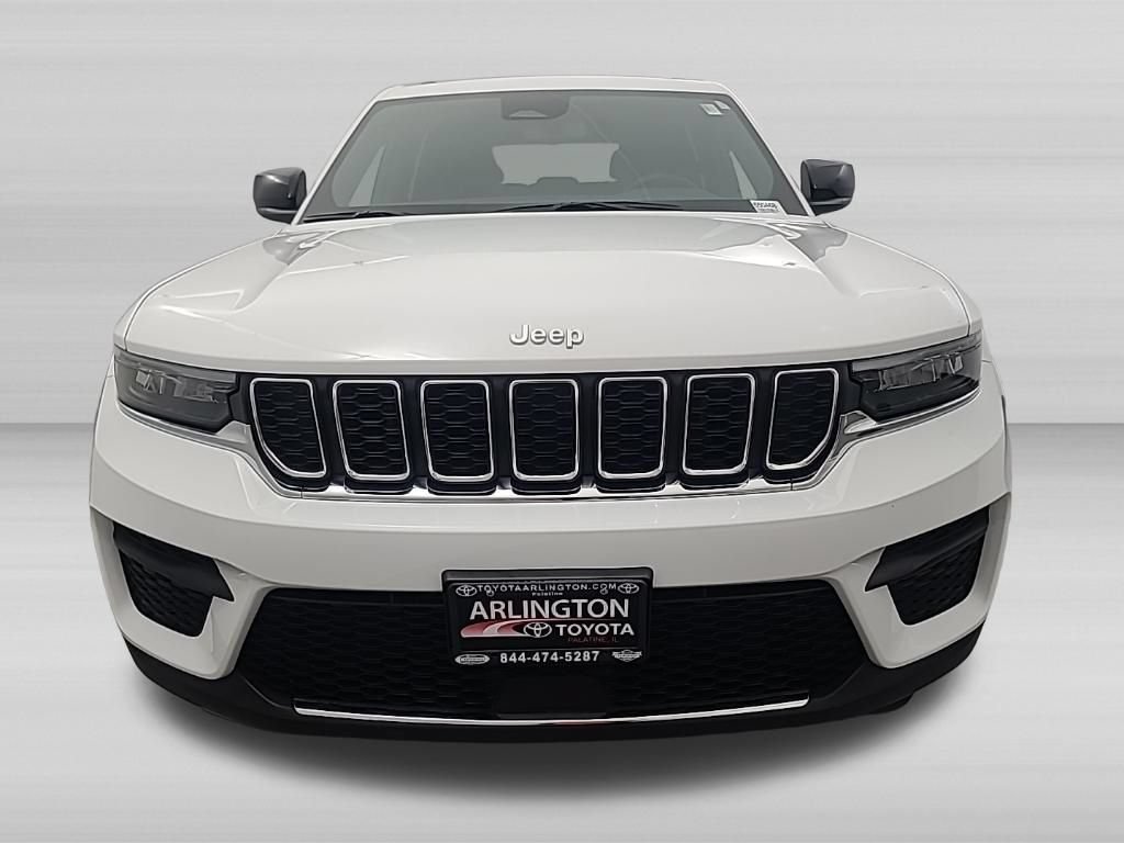 Used 2024 Jeep Grand Cherokee Laredo X AWD/4WD image 9