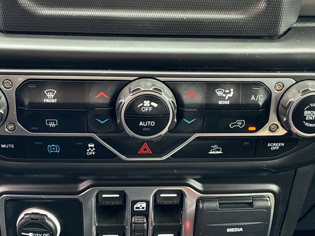 Used 2023 Jeep Wrangler Unlimited w/ Convenience Group image 33