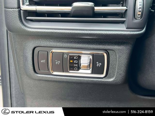 Used 2024 Lincoln Corsair AWD w/ Equipment Group 101A image 26