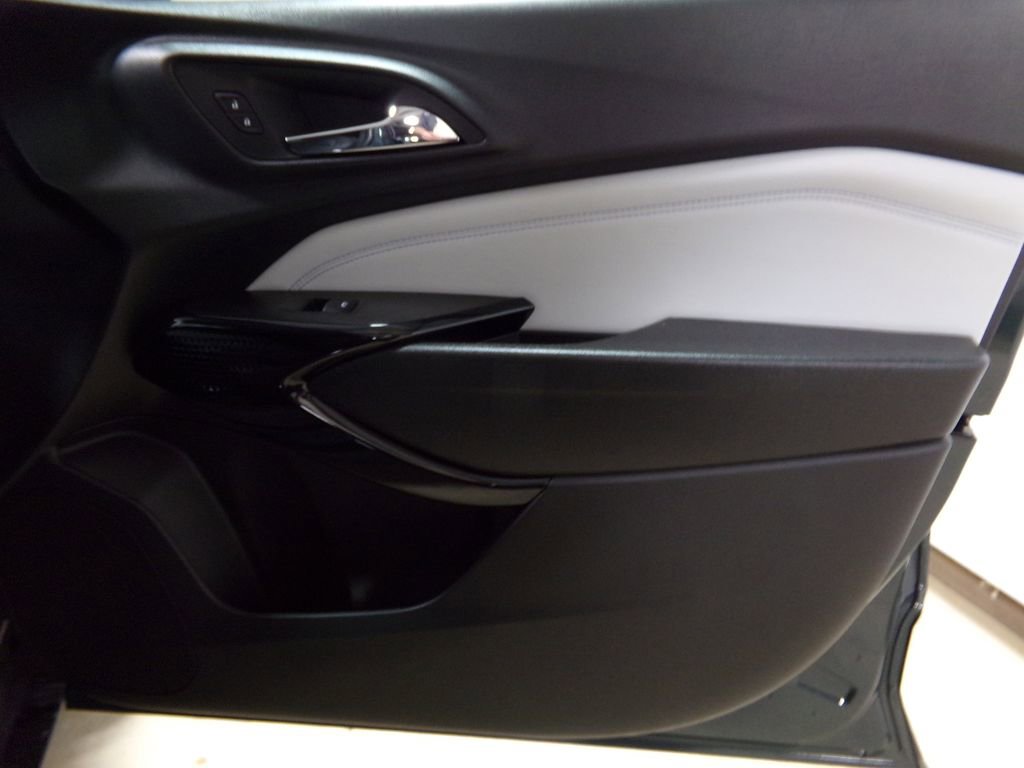 New 2025 Chevrolet Trax LT w/ Driver Confidence Package image 7