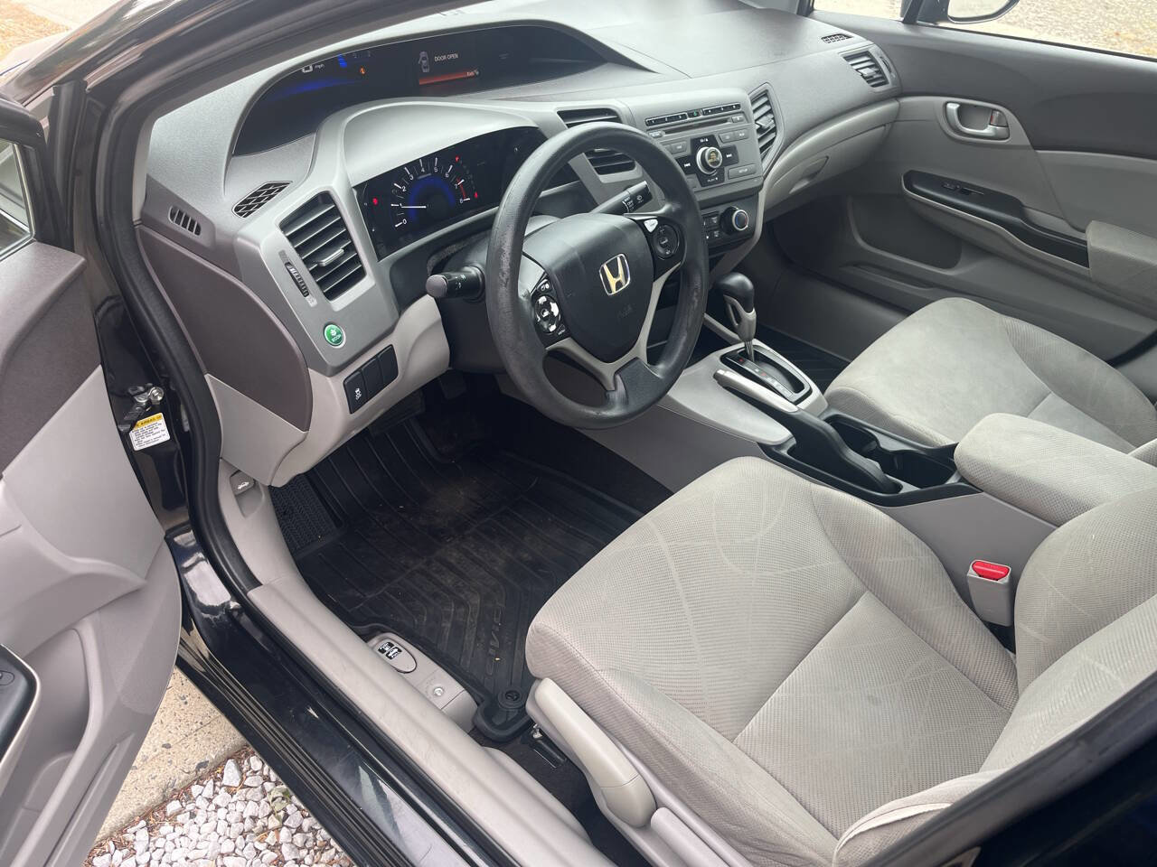 Used 2012 Honda Civic LX image 5