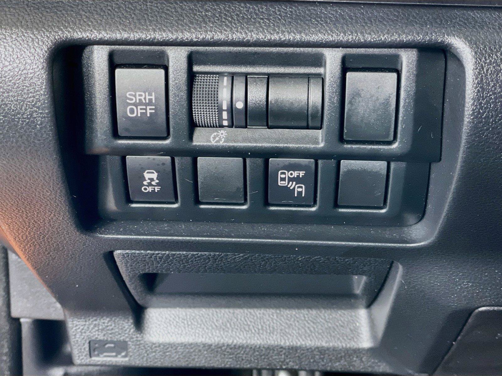 Used 2018 Subaru Crosstrek 2.0i Limited AWD/4WD image 13