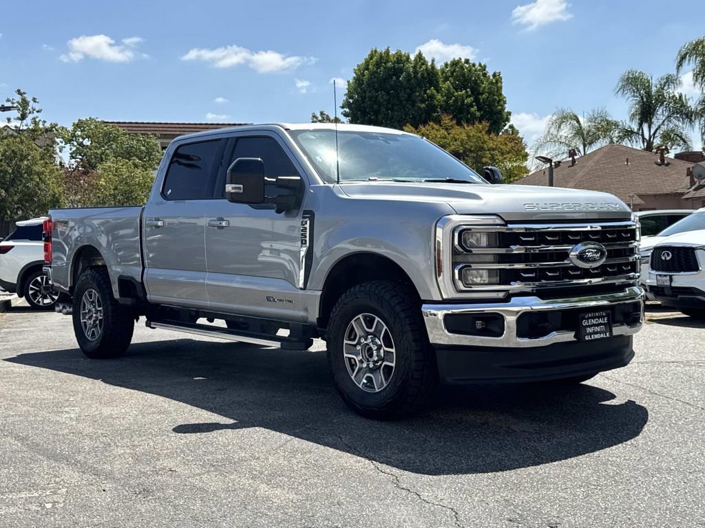 Used 2024 Ford F250 Lariat w/ FX4 Off-Road Package AWD/4WD image 2