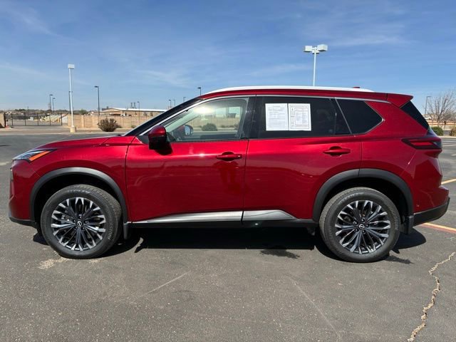 Certified 2025 Nissan Rogue SL w/ Tech Package AWD/4WD image 3