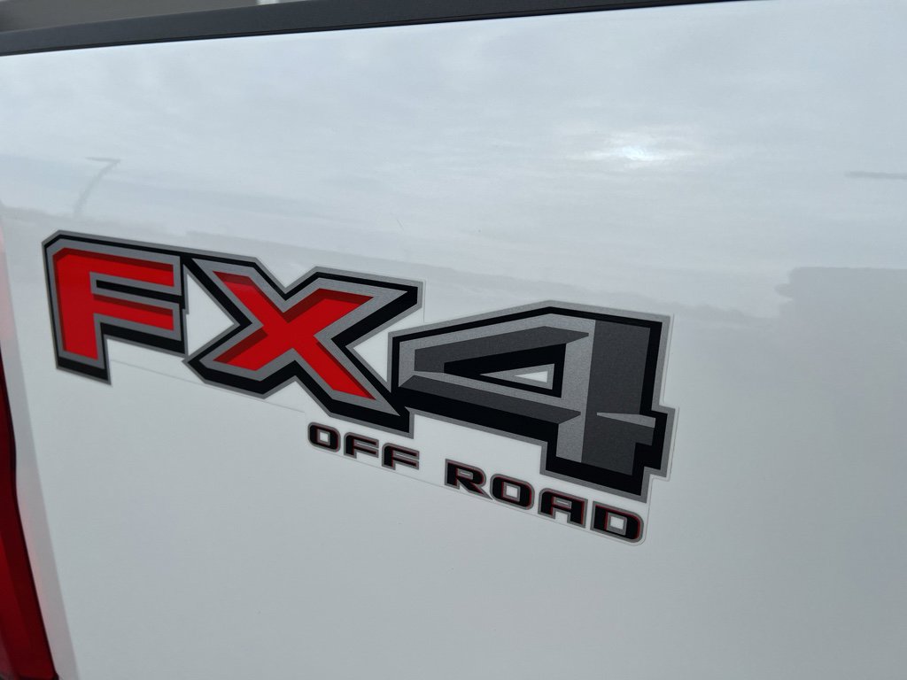 Used 2025 Ford F350 Platinum image 30