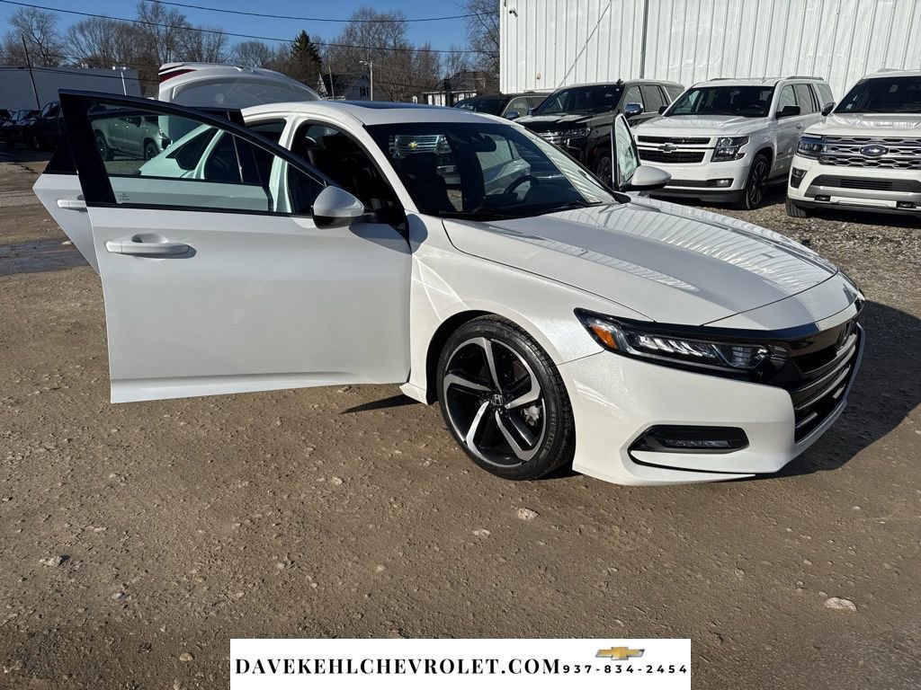 Used 2018 Honda Accord Sport image 34