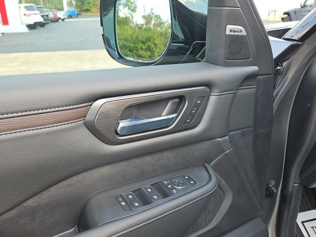 New 2026 Nissan Armada SL image 12