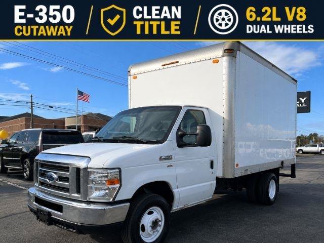 Used 2017 Ford E-350 and Econoline 350 Super Duty w/ Power Windows & Locks Group RWD image 1