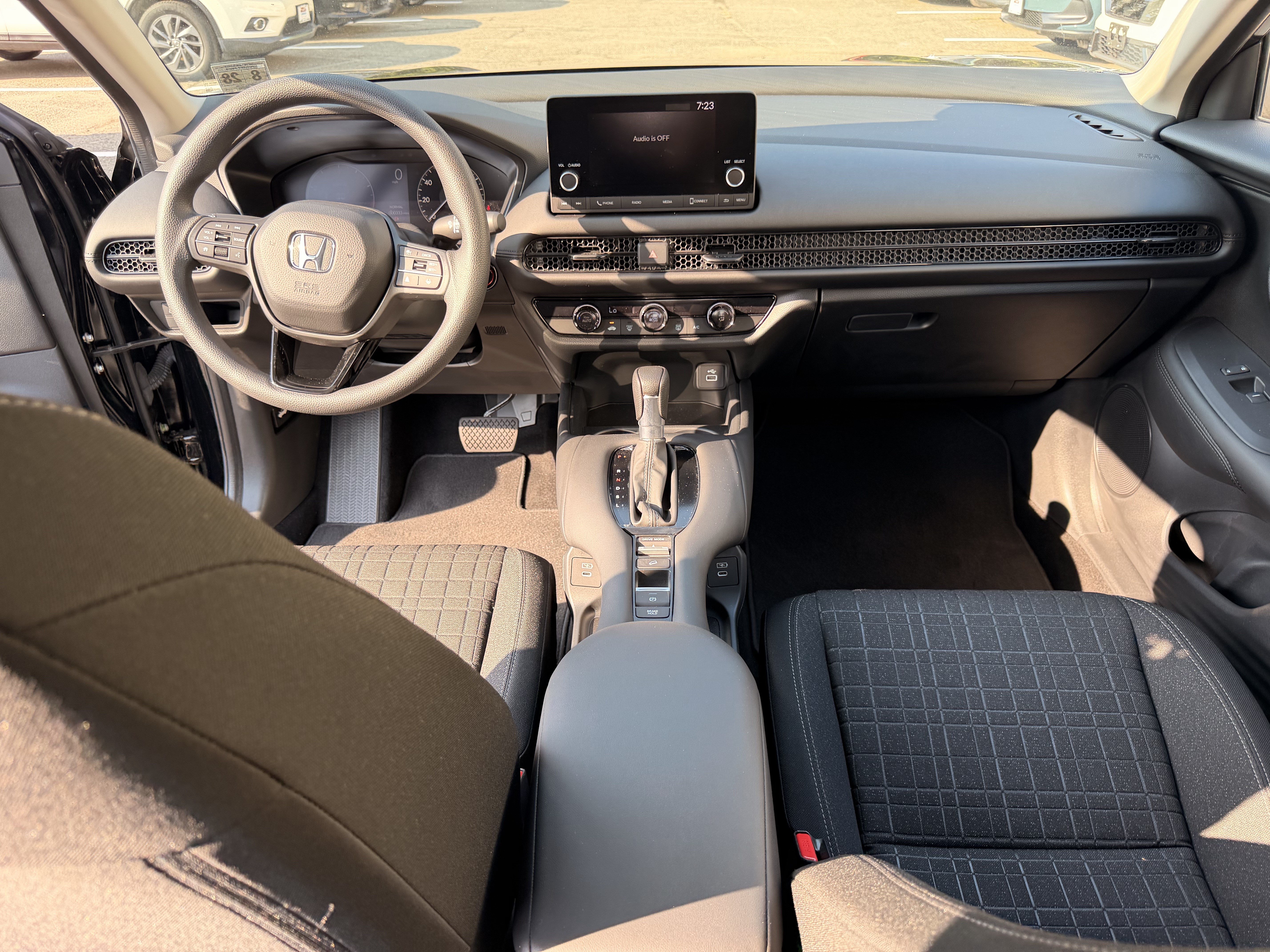Certified 2024 Honda HR-V LX image 16
