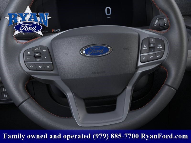 New 2025 Ford Explorer Active w/ Active Comfort Package RWD image 12