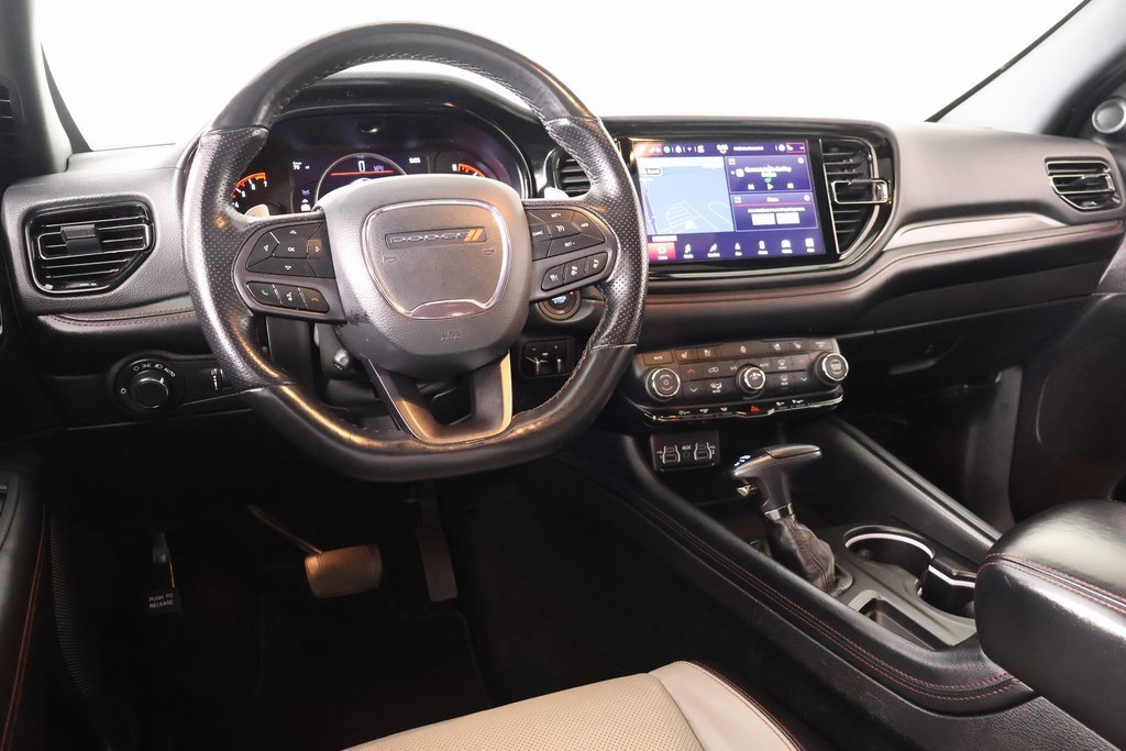 Used 2024 Dodge Durango GT image 2