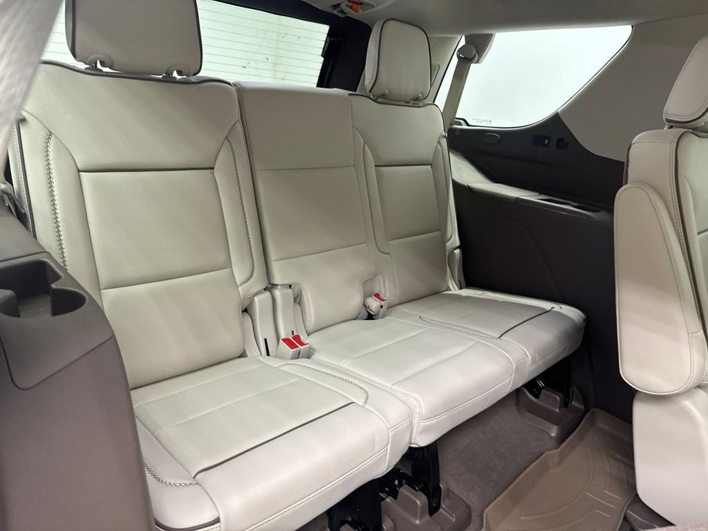 Used 2021 GMC Yukon Denali w/ Denali Premium Package RWD image 24