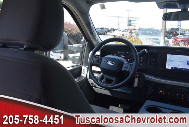 Used 2025 Ford F250 XLT w/ FX4 Off-Road Package image 24