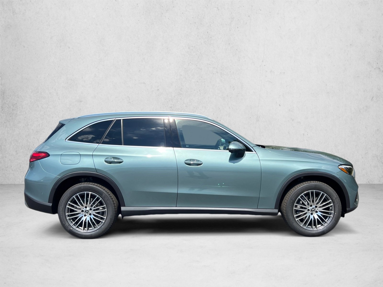 New 2026 Mercedes-Benz GLC 300 4MATIC image 4