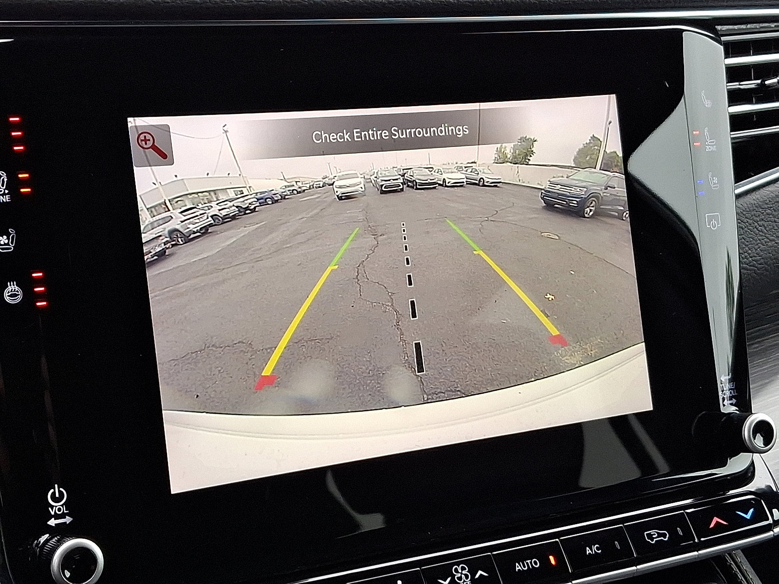 Used 2024 Jeep Wagoneer L Series II w/ Flexible Seating Group image 20