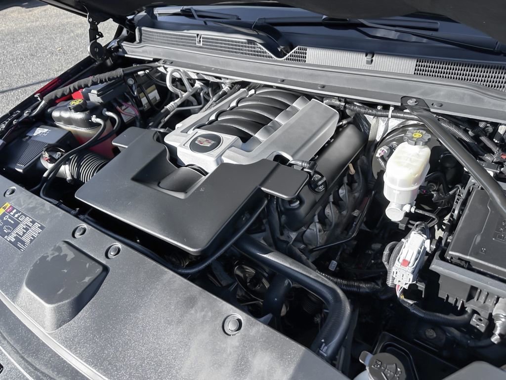 Used 2017 Cadillac Escalade ESV Platinum image 31