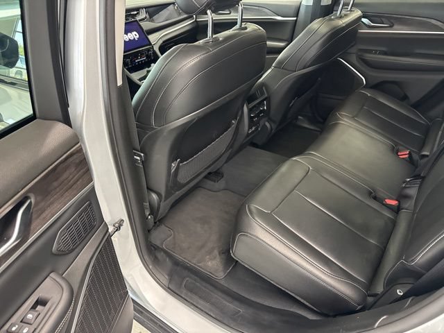 Used 2023 Jeep Grand Cherokee 4WD 4xe image 23