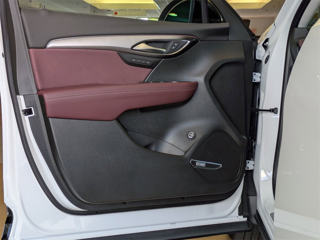 New 2025 Buick Envision Sport Touring image 11