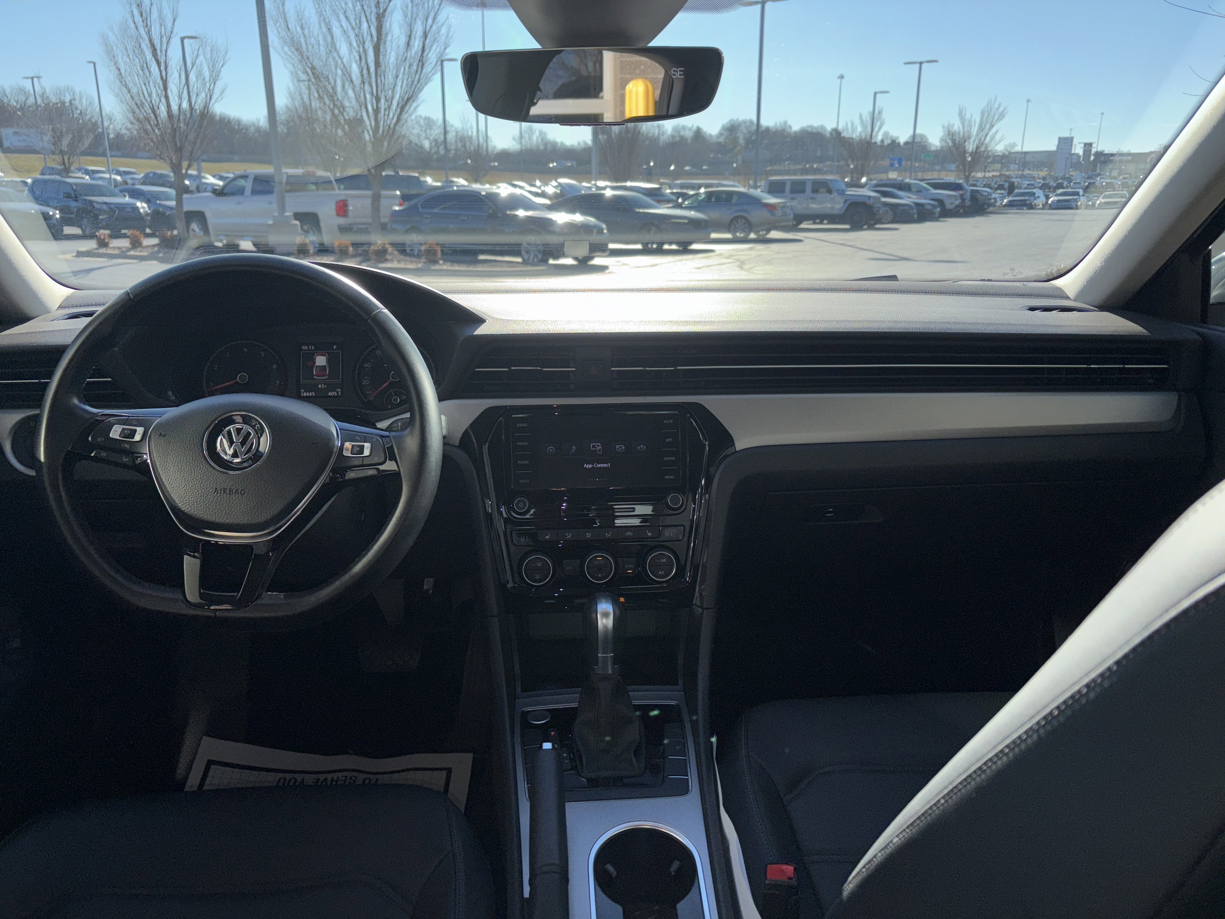 Used 2020 Volkswagen Passat 2.0T SE image 27