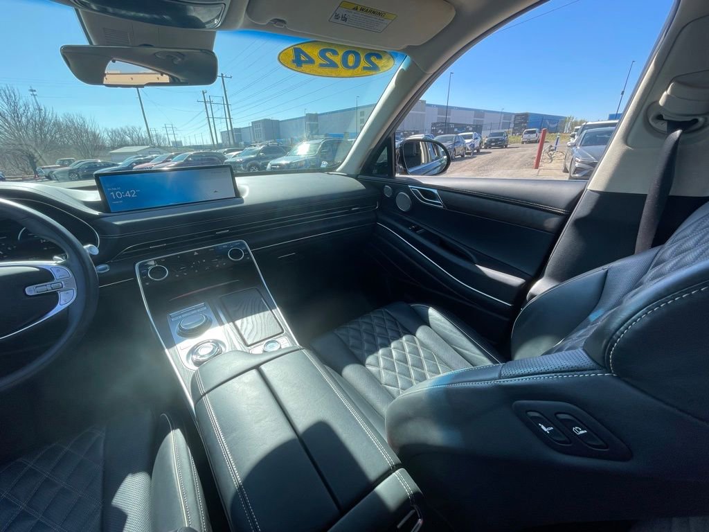 Used 2024 Genesis GV80 3.5T w/ Prestige Package image 25