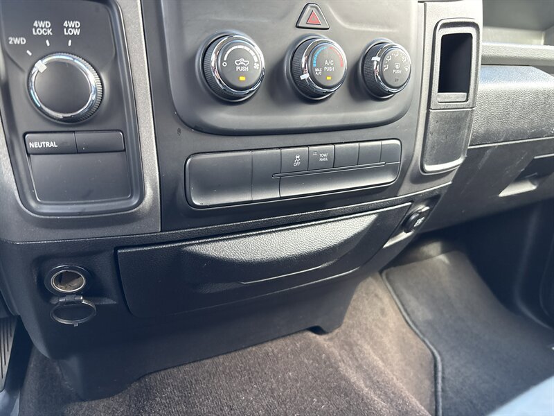 Used 2014 RAM 1500 Express AWD/4WD image 49