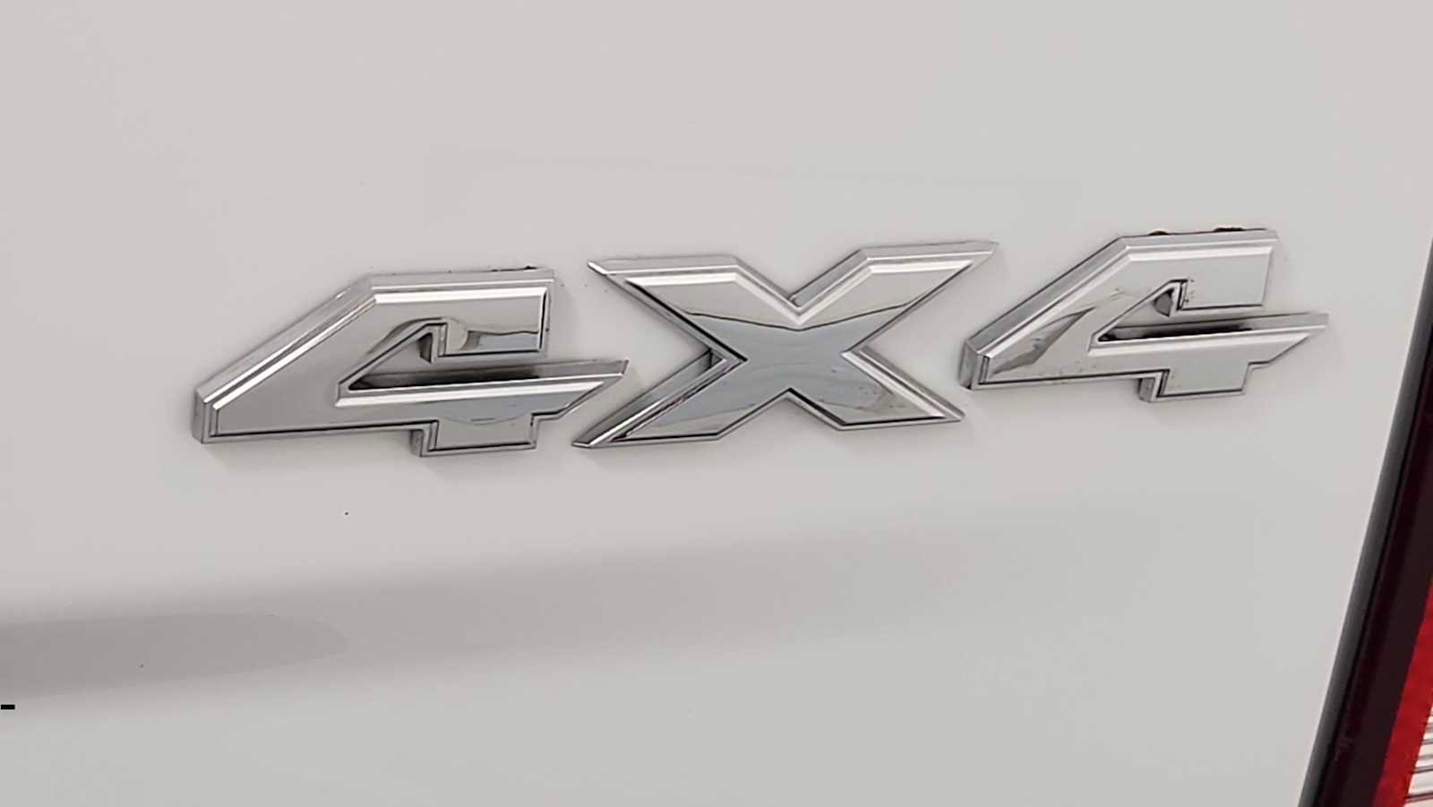 Used 2017 RAM 1500 Classic SLT image 25