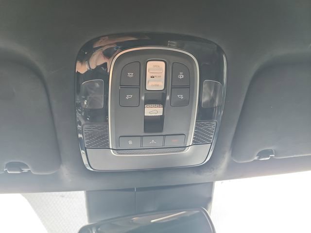 Used 2020 Hyundai Palisade Limited AWD/4WD image 23