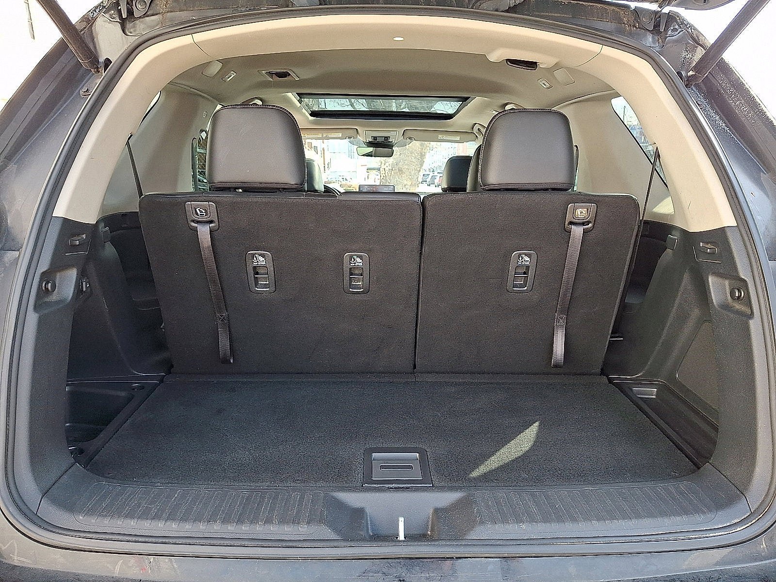 Used 2023 Honda Pilot Touring image 32