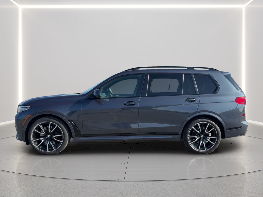 Used 2022 BMW X7 xDrive40i w/ M Sport Package AWD/4WD image 8