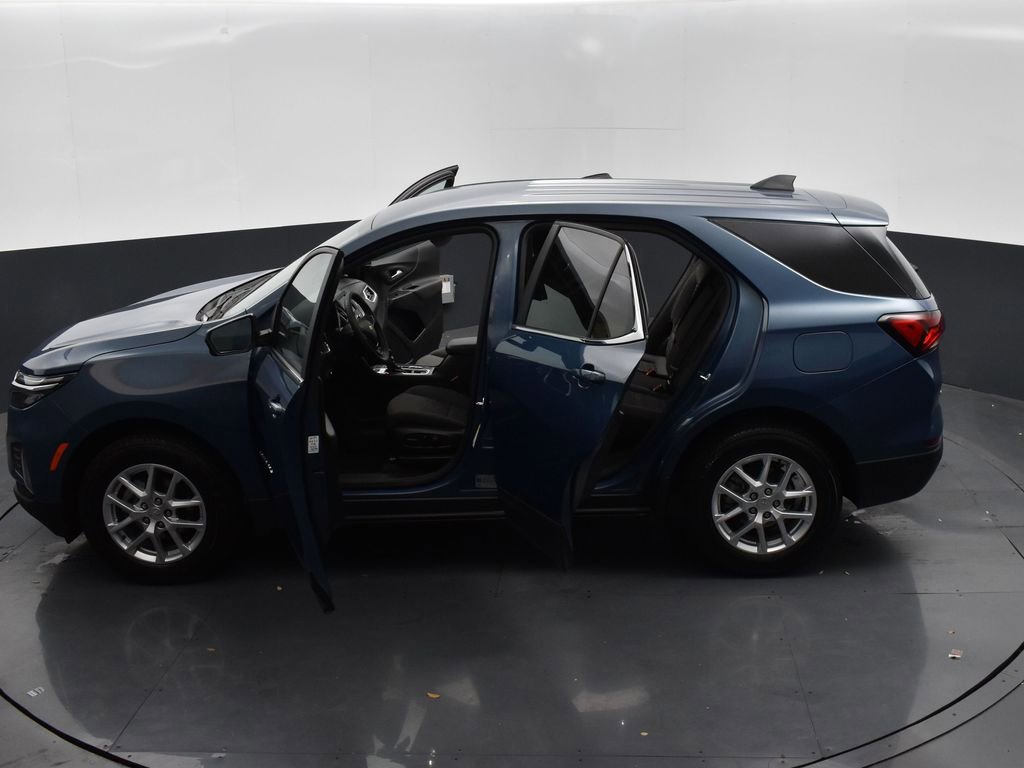 Used 2024 Chevrolet Equinox LT image 24