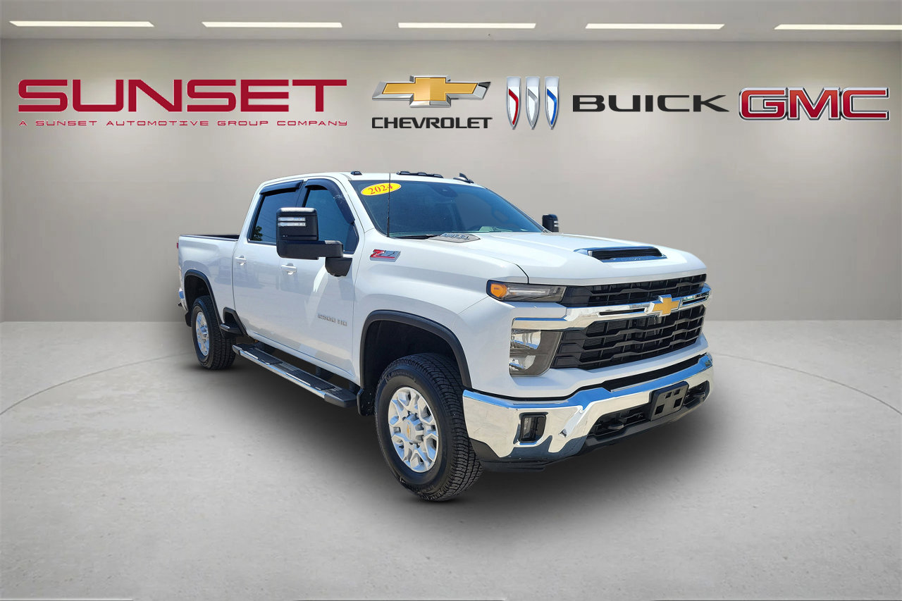 Certified 2024 Chevrolet Silverado 2500 LT AWD/4WD image 1